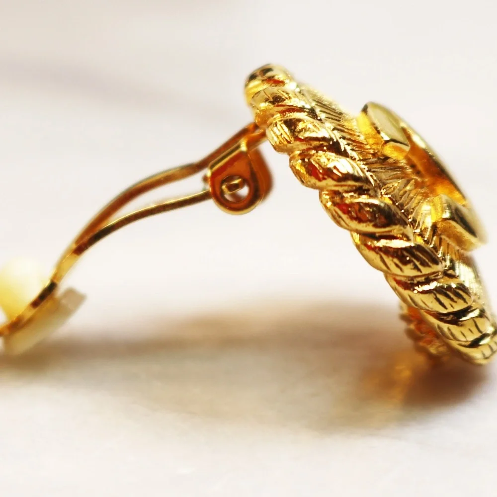 Chanel CC Logo Gold Plated Earrings ~ Vintage Chanel Clip-on Earrings ~ EUC